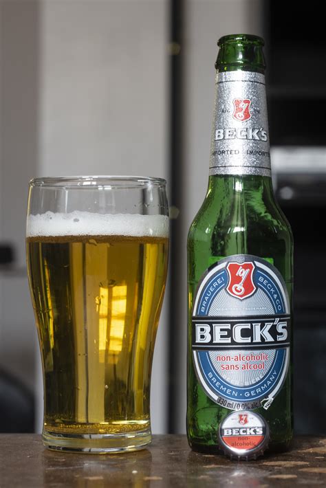 Review: Beck's Non-Alcoholic Lager (Alkoholfrei / Sans Alcool / Blue ...