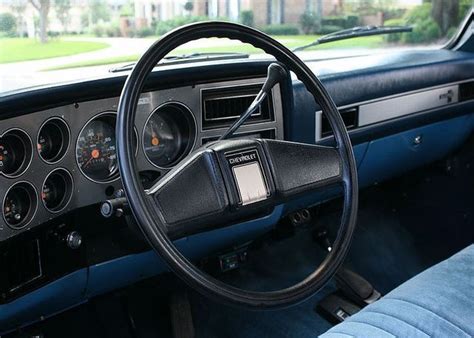 Interior on a 1984-86 Chevrolet Silverado K10 | Chevrolet silverado, Chevrolet, Chevy trucks