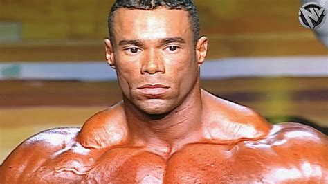 MUSCLE MACHINE – KEVIN LEVRONE MOTIVATION – Man-Health-Magazine-Online.com