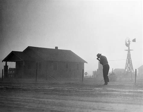 a-dust-storm-in-oklahoma - Oklahoma Pictures - Oklahoma - HISTORY.com