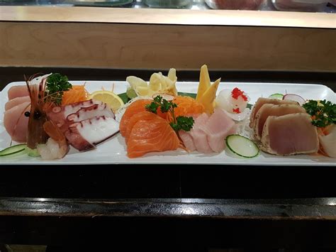 Deluxe Assorted Sashimi