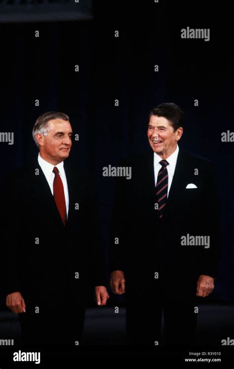 Ronald reagan 1984 election hi-res stock photography and images - Alamy