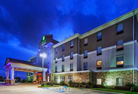 Holiday Inn Express & Suites Port Arthur Central-Mall Area Hotel in Port Arthur, Texas - Port ...