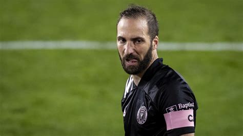 Gonzalo Higuaín - Fiche joueur - Football - Eurosport