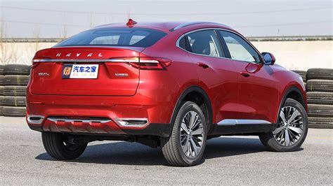 Haval F7 появится в России в трех комплектациях