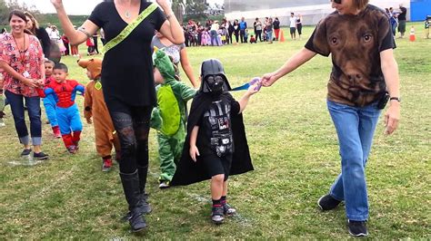 Halloween school parade for the kids 2014 - YouTube