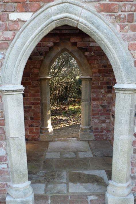 Standard Gothic Arch - Stone Garden Arch - Redwood Stone