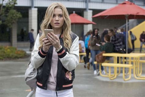 Karolina Dean - Marvel's Runaways Season 1 Episode 1 - TV Fanatic