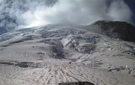 USGS confirms Mt. Rainier is not erupting - The Washington Post