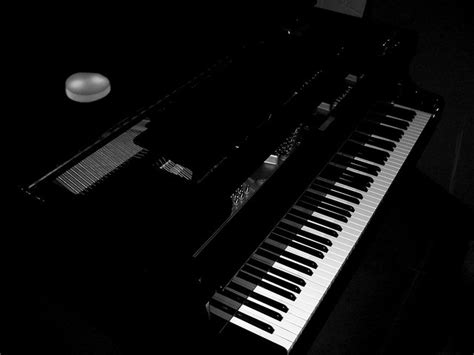 Piano in the Dark | alexanderward12 | Flickr