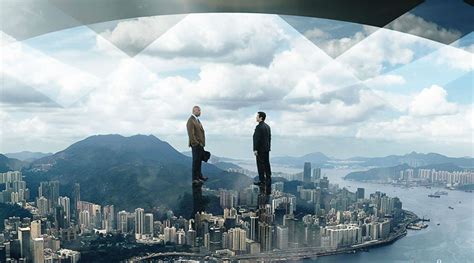 Movie review: 'Skyscraper' over-the-top ridiculous, but lots of fun ...