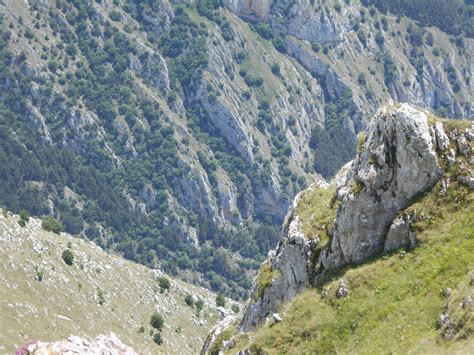 Hiking the Serra di Celano, Abruzzo – KimberlySullivan