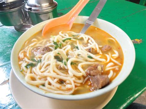 10 Dishes of Famous Food in Darjeeling | Cuisine of Darjeeling