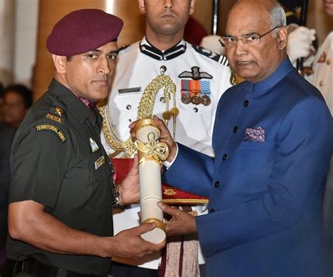 PHOTOS: Dhoni, Advani receive Padma Bhushan award - Rediff Cricket