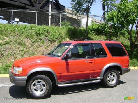 1999 Bright Red Clearcoat Ford Explorer Sport 4x4 #29957419 | GTCarLot.com - Car Color Galleries