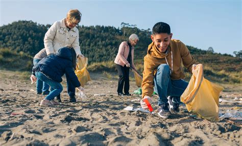 How to Organize a Community CleanUp Event with Otter Waiver