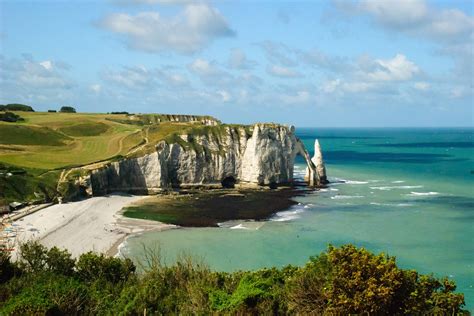 Étretat in Normandy 2025 - Rove.me