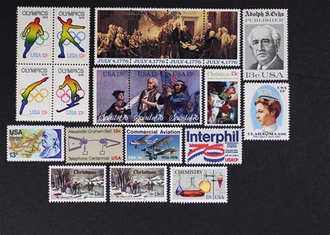 US 1976 Commemorative Year Set collection, 71 stamps with 50 Flags Mint ...