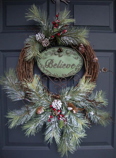 36 Best Christmas Wreath Ideas and Designs for 2021