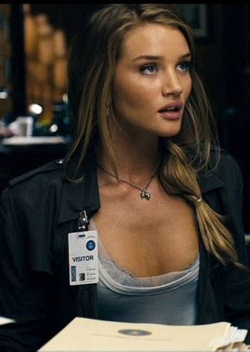 Fan Casting Blake Lively as Carly Spencer in Transformers: Dark of the Moon (2011) on myCast