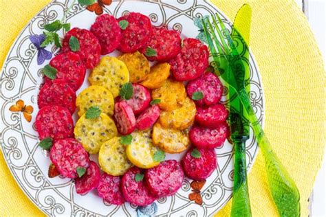 Prickly Pear Salad with Pomegranate Syrup