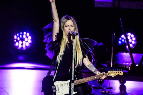 Avril Lavigne Is Excited for The New Generation Discovering Rock