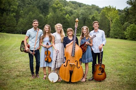 The Petersen Family Blue Grass Band - Branson, MO | Tripster