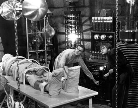 30 Rare and Amazing Behind the Scenes Photos Taken During the Making of Classic Frankenstein ...