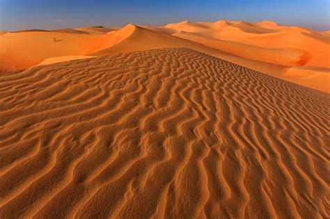 Rub al Khali Desert - Abu Dhabi | Rub' al khali, Abu dhabi, Beautiful ...