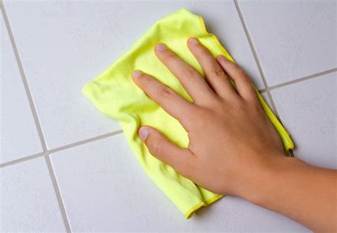 How to Clean Ceramic Tile (Homeowner's Guide) - Bob Vila