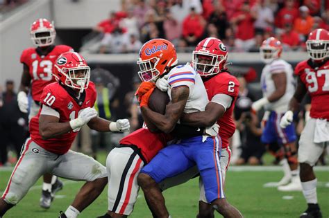 Florida defeated by Georgia 42-20 in annual rivalry game - The ...