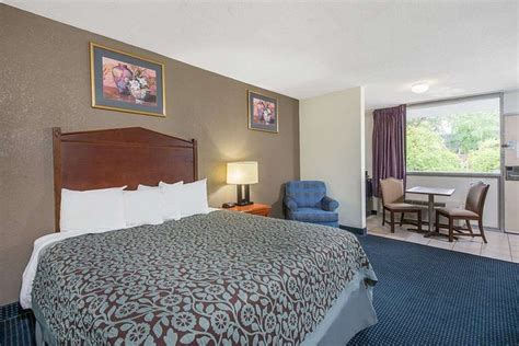 DAYS INN BY WYNDHAM ARLINGTON PENTAGON $76 ($̶1̶1̶7̶) - Updated 2023 Prices & Hotel Reviews - VA