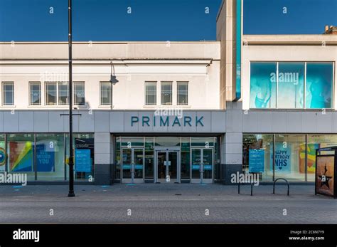 East ham high street london hi-res stock photography and images - Alamy