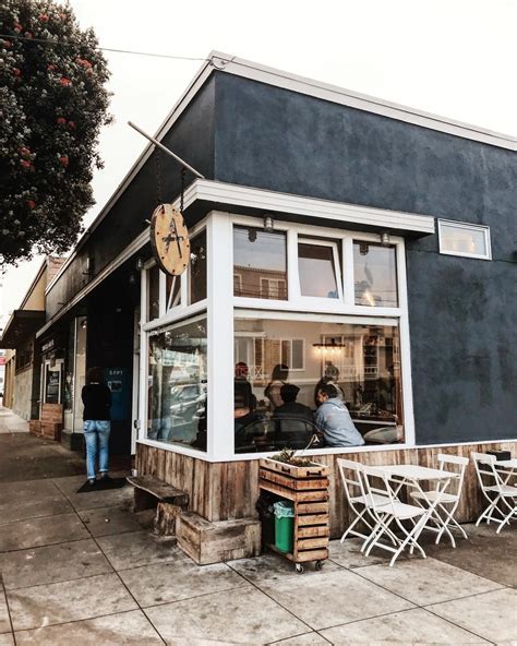 Visit these Instagrammable coffee shops in San Francisco for National Coffee Day