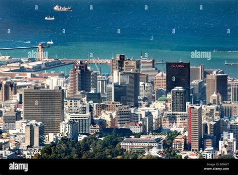 Cape town south africa skyline mountain hi-res stock photography and ...