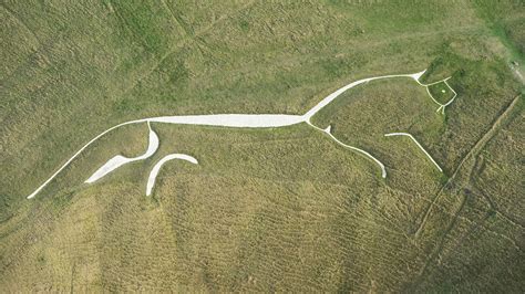 The white horses engraved on the hillsides of Great Britain