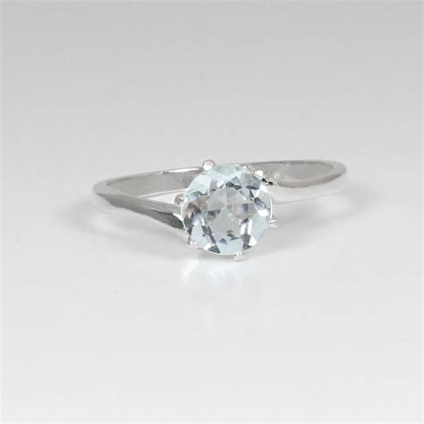 Natural Aquamarine Sterling Silver Ring / Sterling Silver