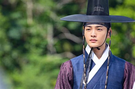 "Flower Crew: Joseon Marriage Agency" Hints At Complex Past Between Kim ...