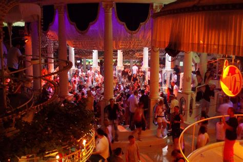 10 Best Nightclubs in Ibiza - Where to Party at Night in Ibiza? – Go Guides