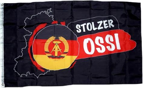 Fahne/Flagge Stolzer Ossi DDR 90 x 150 cm : Amazon.de: Garten