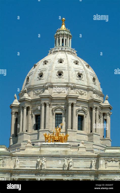 Minnesota state capitol dome hi-res stock photography and images - Alamy