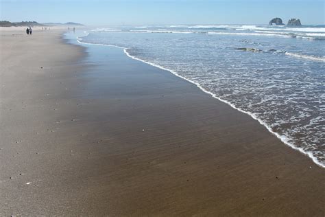 Rockaway Beach, Oregon: 2024 Guide to Things To Do & More