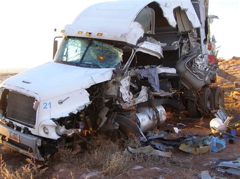 truck accident - Google Search | Trucks, Accident, Big trucks