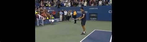 Vidéo : Novak Djokovic est un grand habitué des imitations, comme ici avec John McEnroe lors de ...