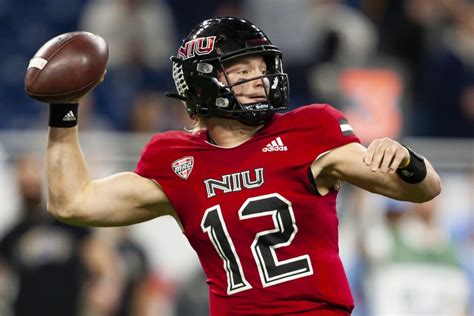 Northern Illinois QB Rocky Lombardi's Status Still Uncertain Ahead of ...