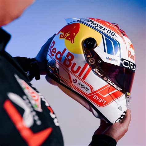 Max Verstappen 2023 Helmet design : r/formula1