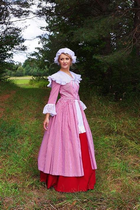 Betsy Ross Revolutionary Gown | Betsy ross costume, Vintage gowns ...