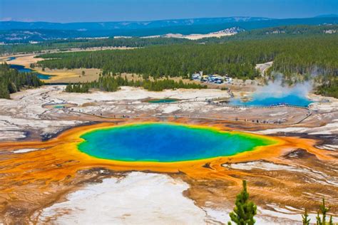 Yellowstone National Park, Montana - Discovering Montana