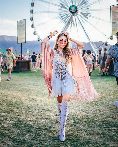 19 Style Tips For Summer Festival Outfits That Women Should Follow - GlossyU