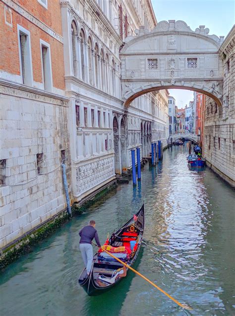 The Bridge of Sighs - A Place of Sadness in the Heart of Venice